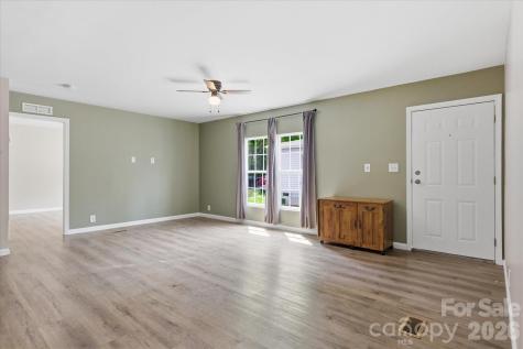 106 Central Avenue Swannanoa NC 28778