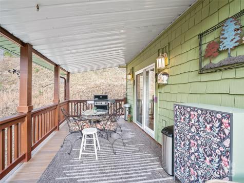 342 Big Rock Creek Drive Bakersville NC 28705