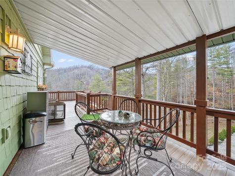 342 Big Rock Creek Drive Bakersville NC 28705