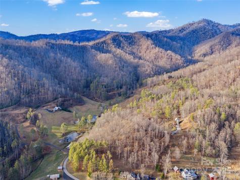 342 Big Rock Creek Drive Bakersville NC 28705