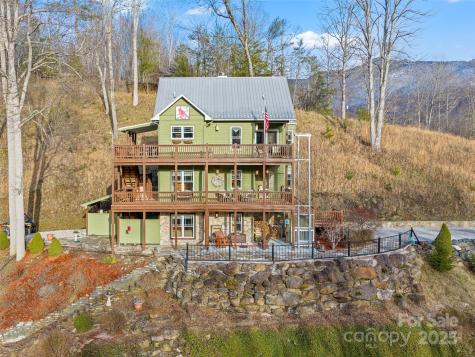 342 Big Rock Creek Drive Bakersville NC 28705