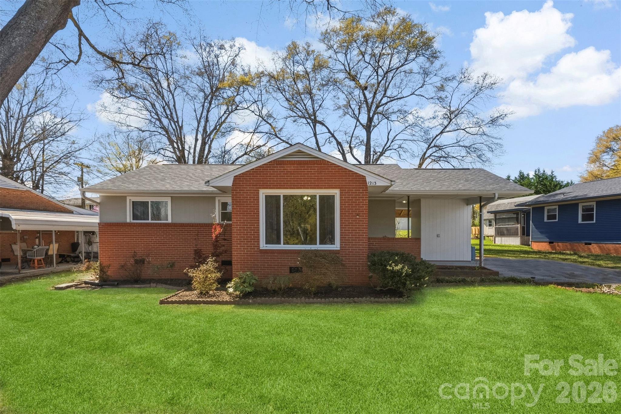 1213 E Park Drive Gastonia NC 28054
