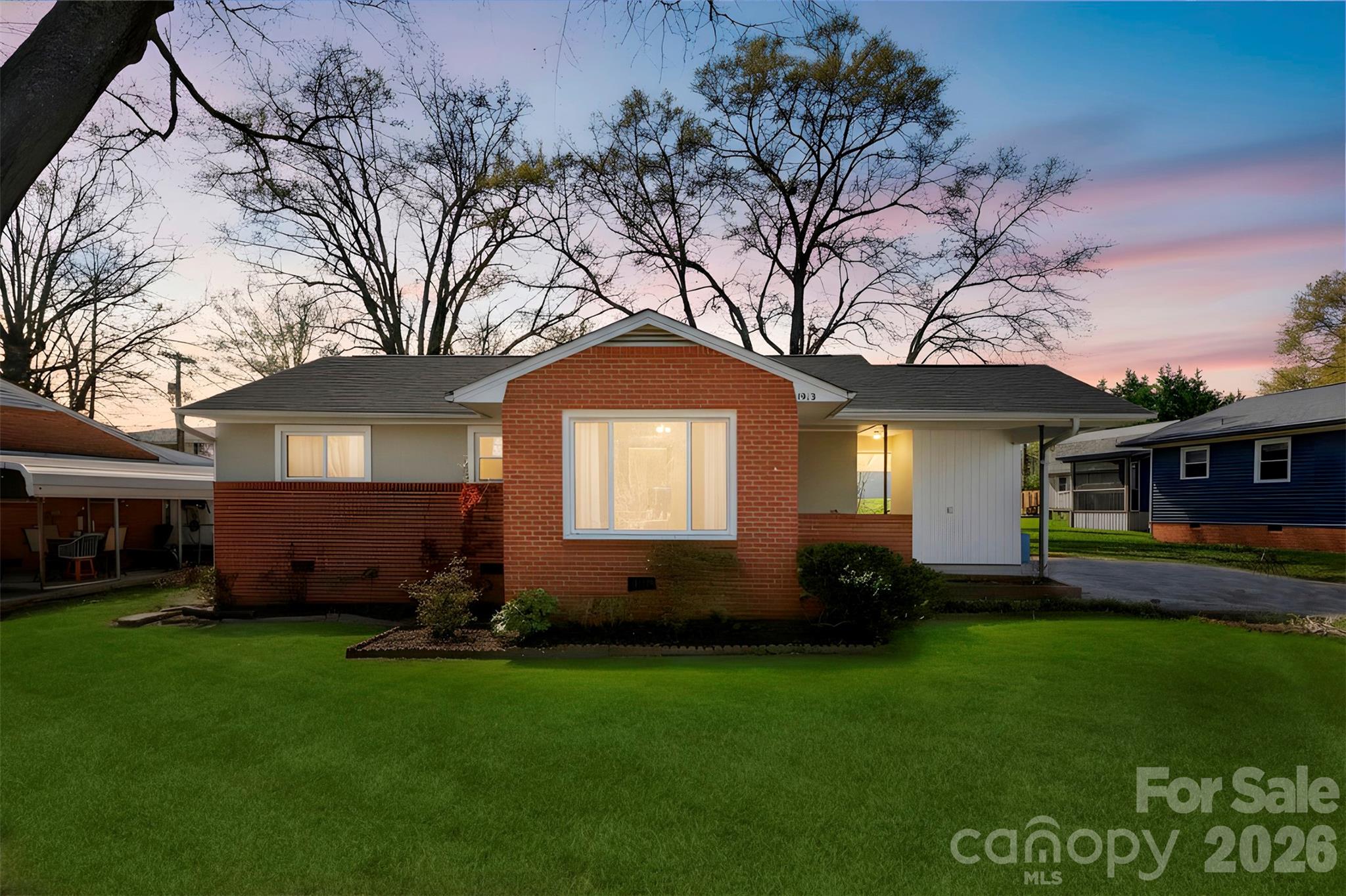 1213 E Park Drive Gastonia NC 28054