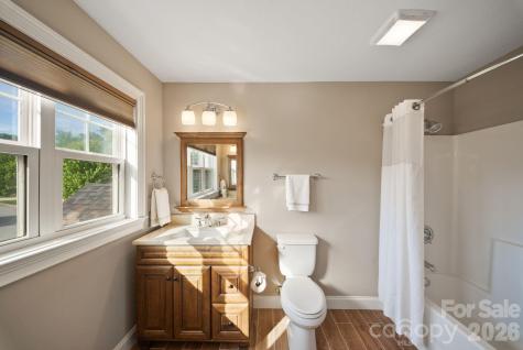22 Asher Lane Arden NC 28704