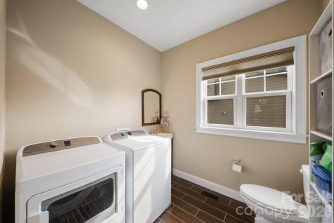 22 Asher Lane Arden NC 28704