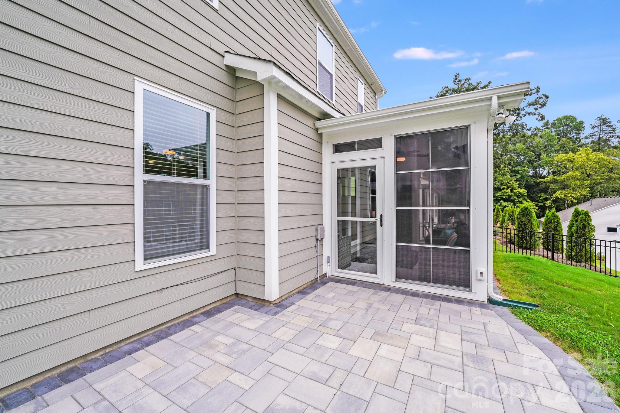 2013 White Cypress Court Charlotte NC 28216