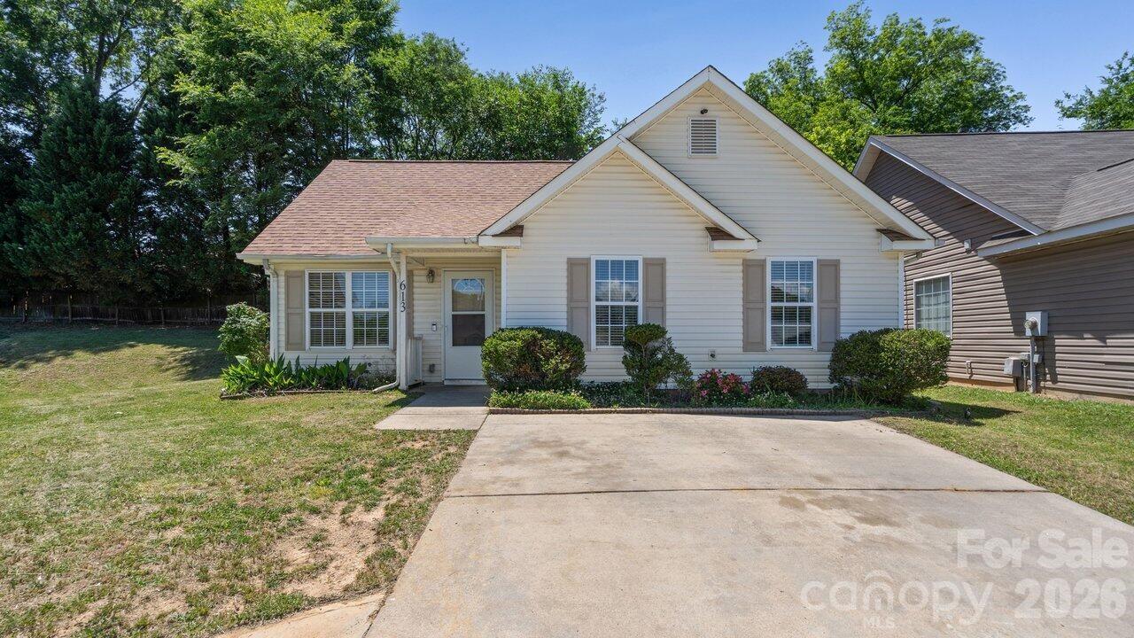 613 Hoskins Ridge Lane Charlotte NC 28216