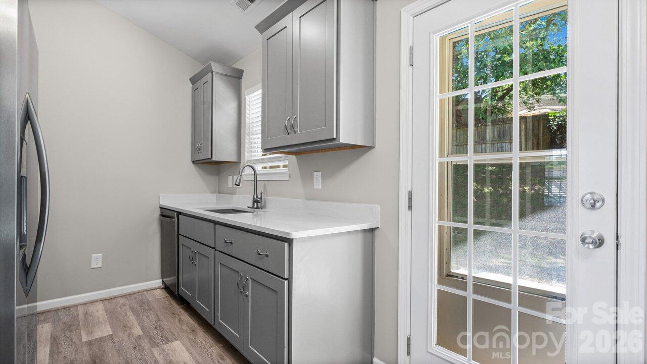 613 Hoskins Ridge Lane Charlotte NC 28216