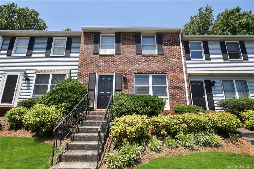 9456 Lexington Circle Charlotte NC 28213