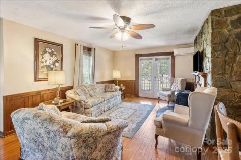 201 Murphy Hill Road Weaverville NC 28787