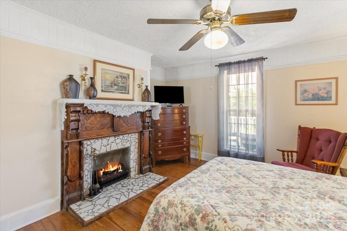 201 Murphy Hill Road Weaverville NC 28787