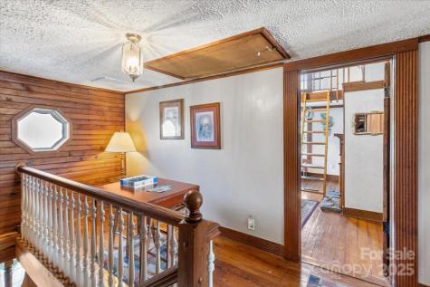 201 Murphy Hill Road Weaverville NC 28787