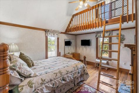 201 Murphy Hill Road Weaverville NC 28787