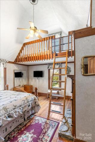201 Murphy Hill Road Weaverville NC 28787