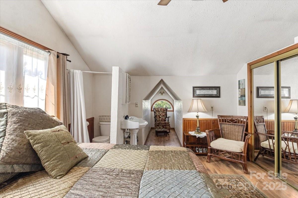 201 Murphy Hill Road Weaverville NC 28787