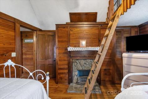 201 Murphy Hill Road Weaverville NC 28787