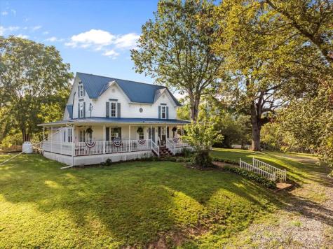 201 Murphy Hill Road Weaverville NC 28787