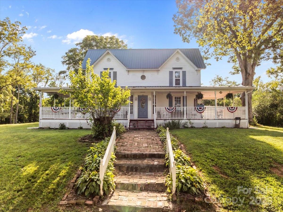 201 Murphy Hill Road Weaverville NC 28787