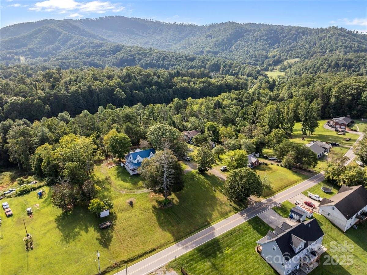201 Murphy Hill Road Weaverville NC 28787