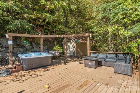 2076 Fontana Road Bryson City NC 28713