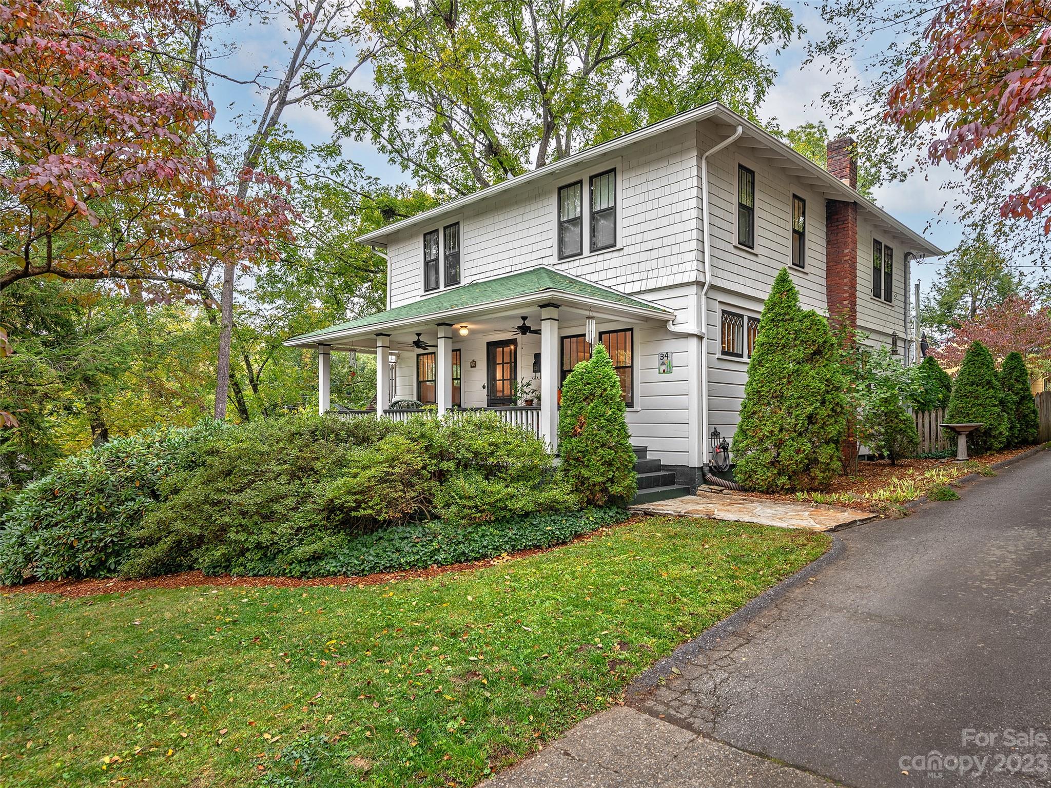34 Woodward Avenue Asheville NC 28804