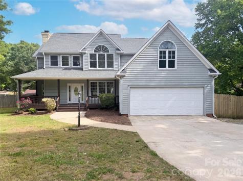 2496 Lake Shore Road S Denver NC 28037
