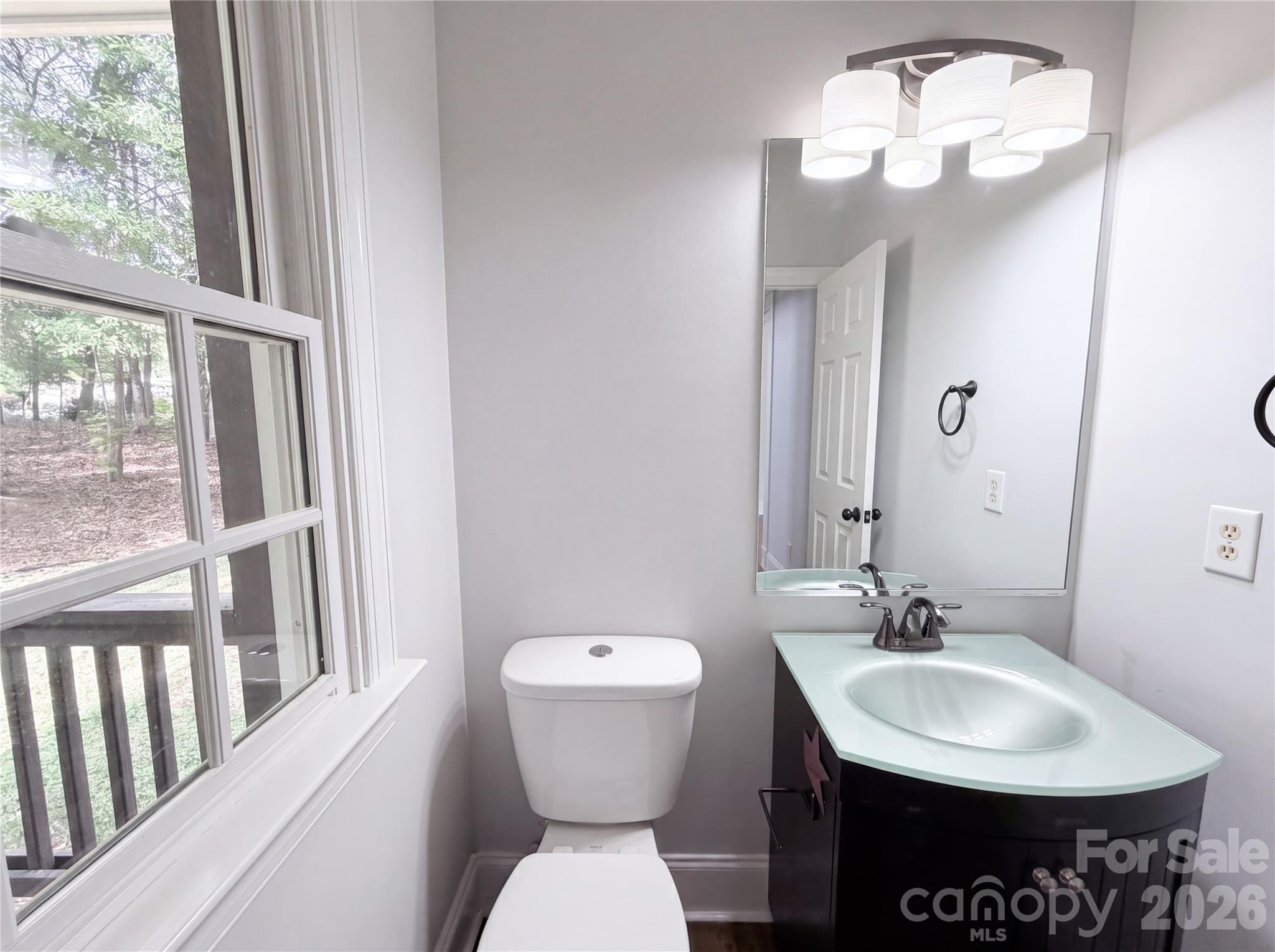 2496 Lake Shore Road S Denver NC 28037