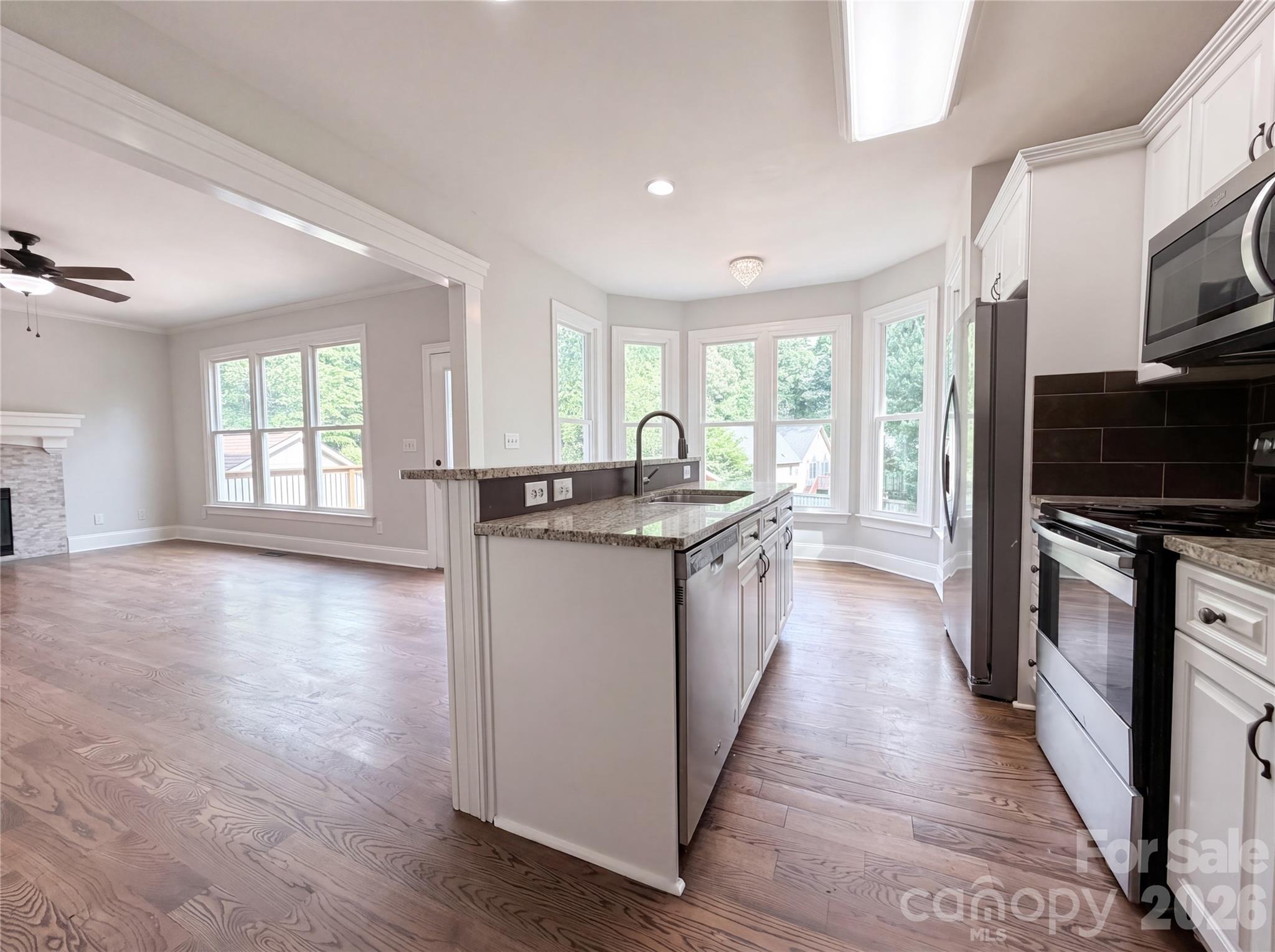 2496 Lake Shore Road S Denver NC 28037