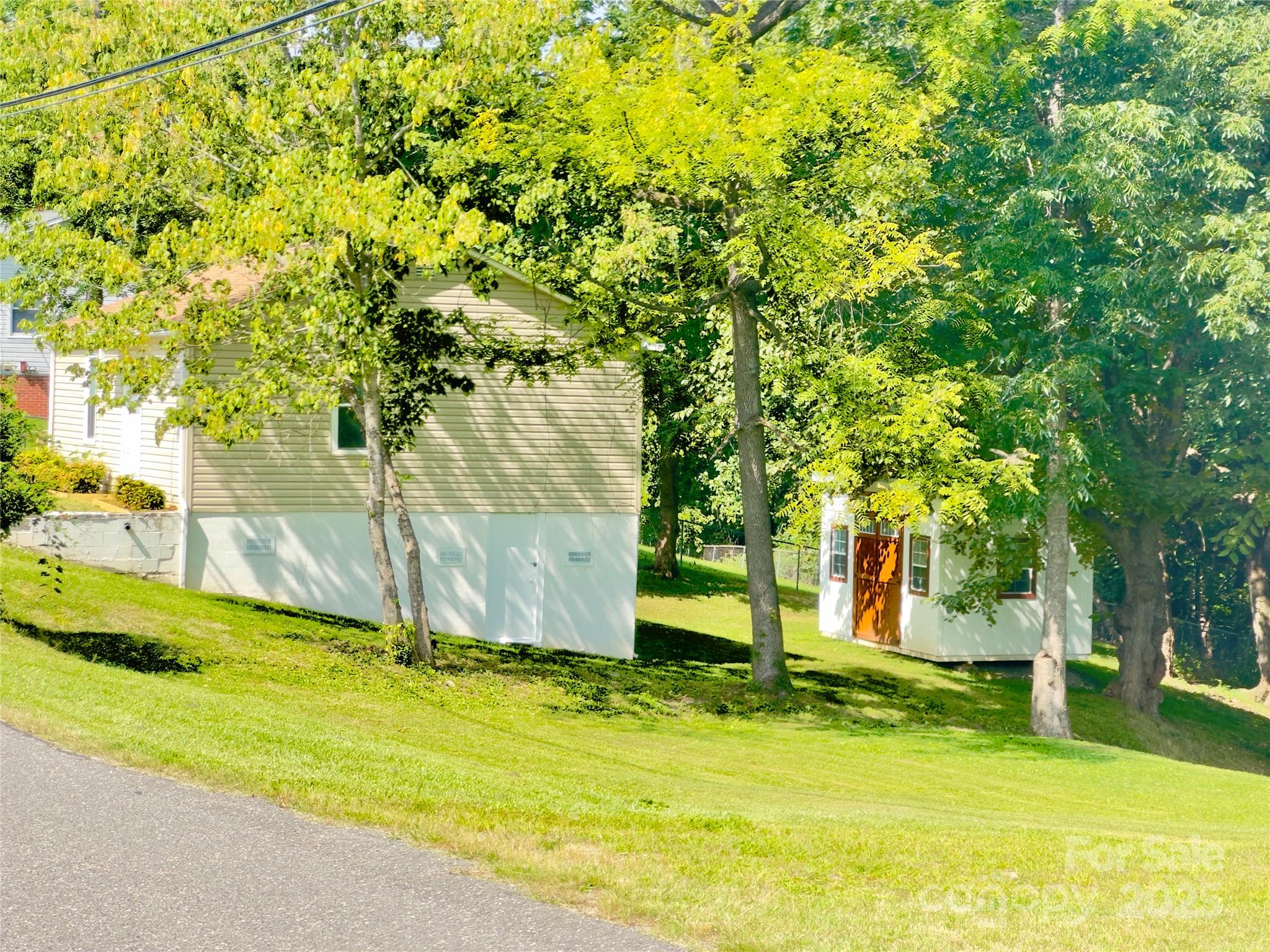 329 Morehead Road Marion NC 28752