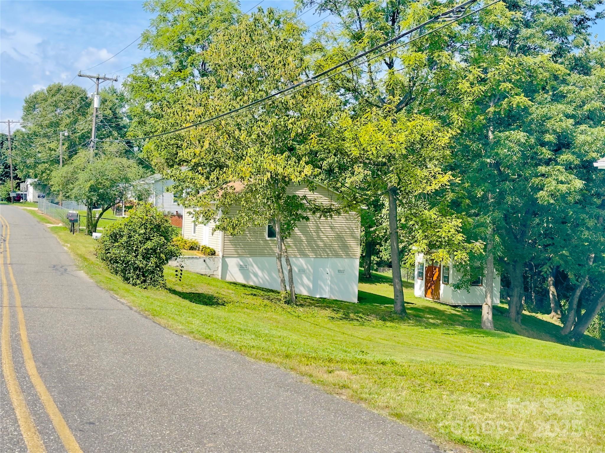 329 Morehead Road Marion NC 28752