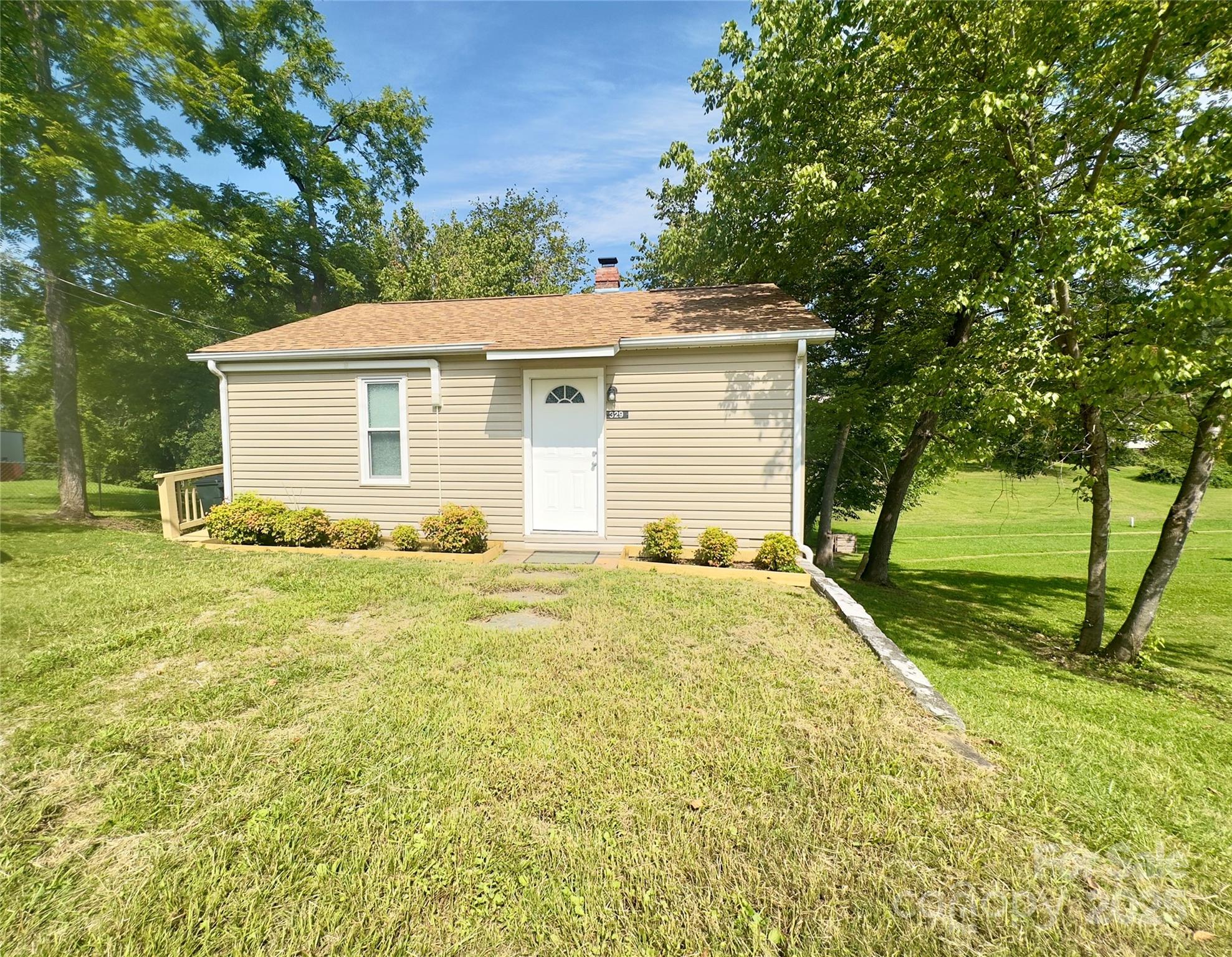329 Morehead Road Marion NC 28752