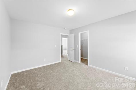 5305 Park Brook Drive Charlotte NC 28269
