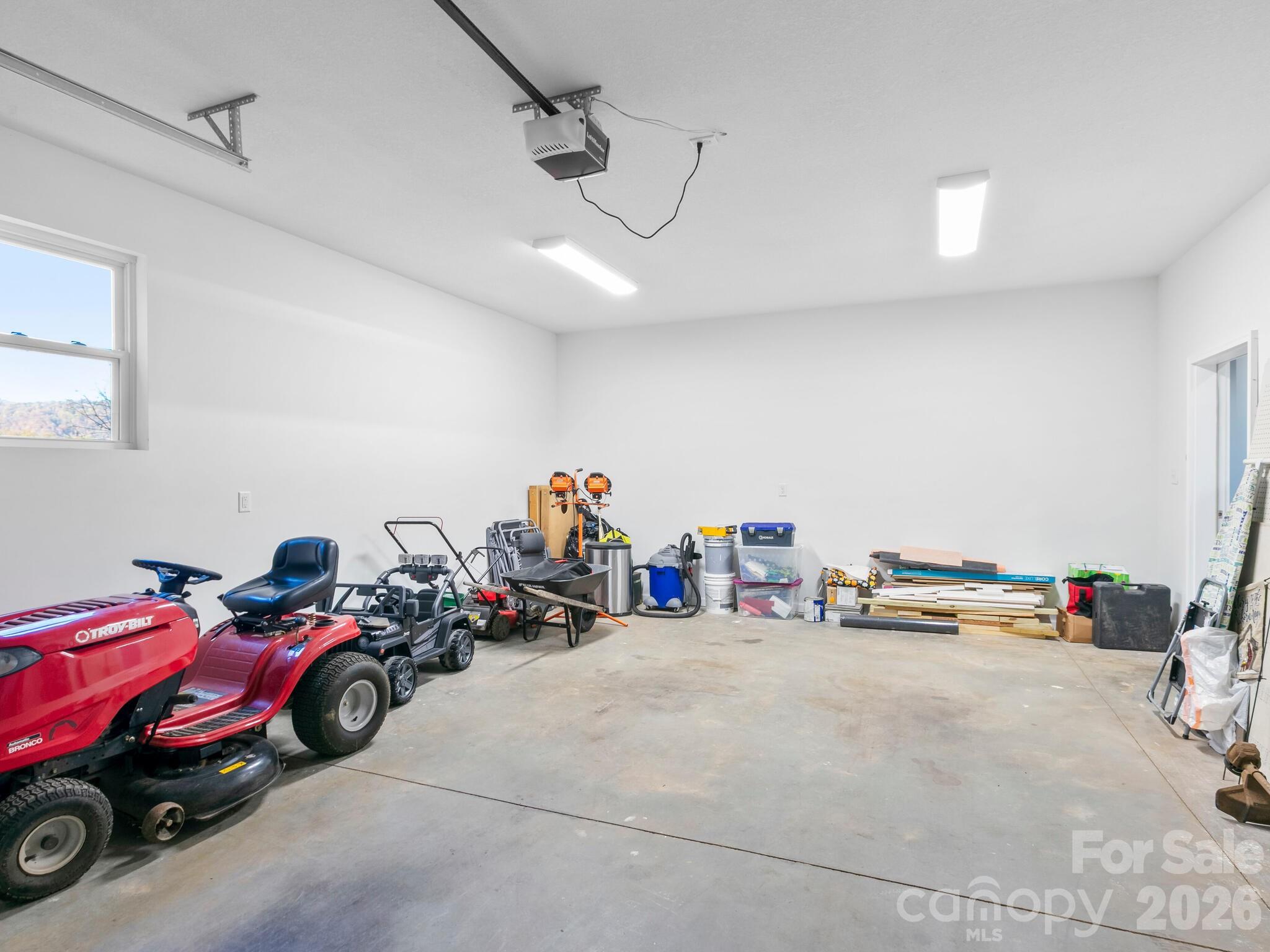 30 Shire Way Lane Leicester NC 28748
