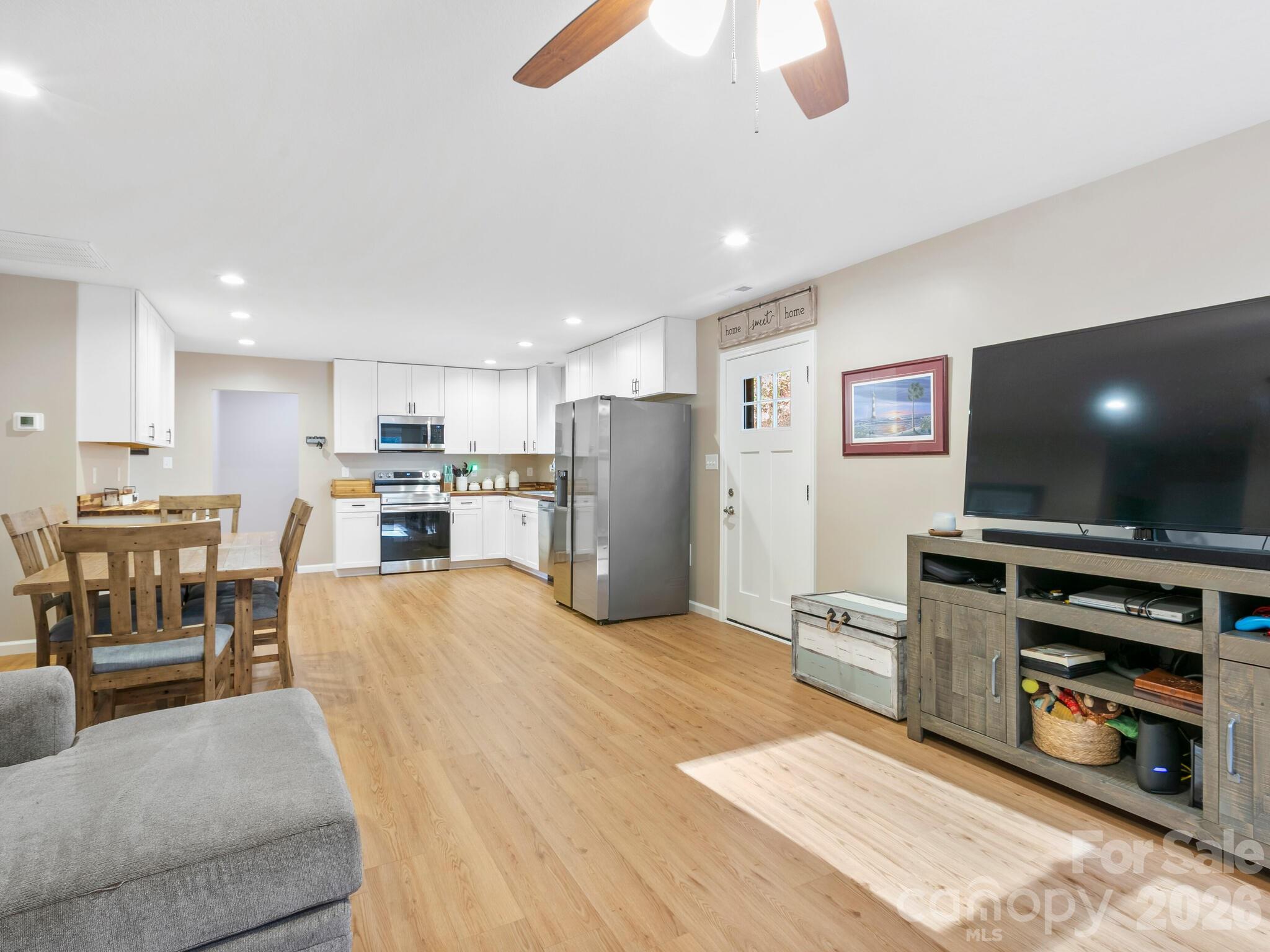 30 Shire Way Lane Leicester NC 28748