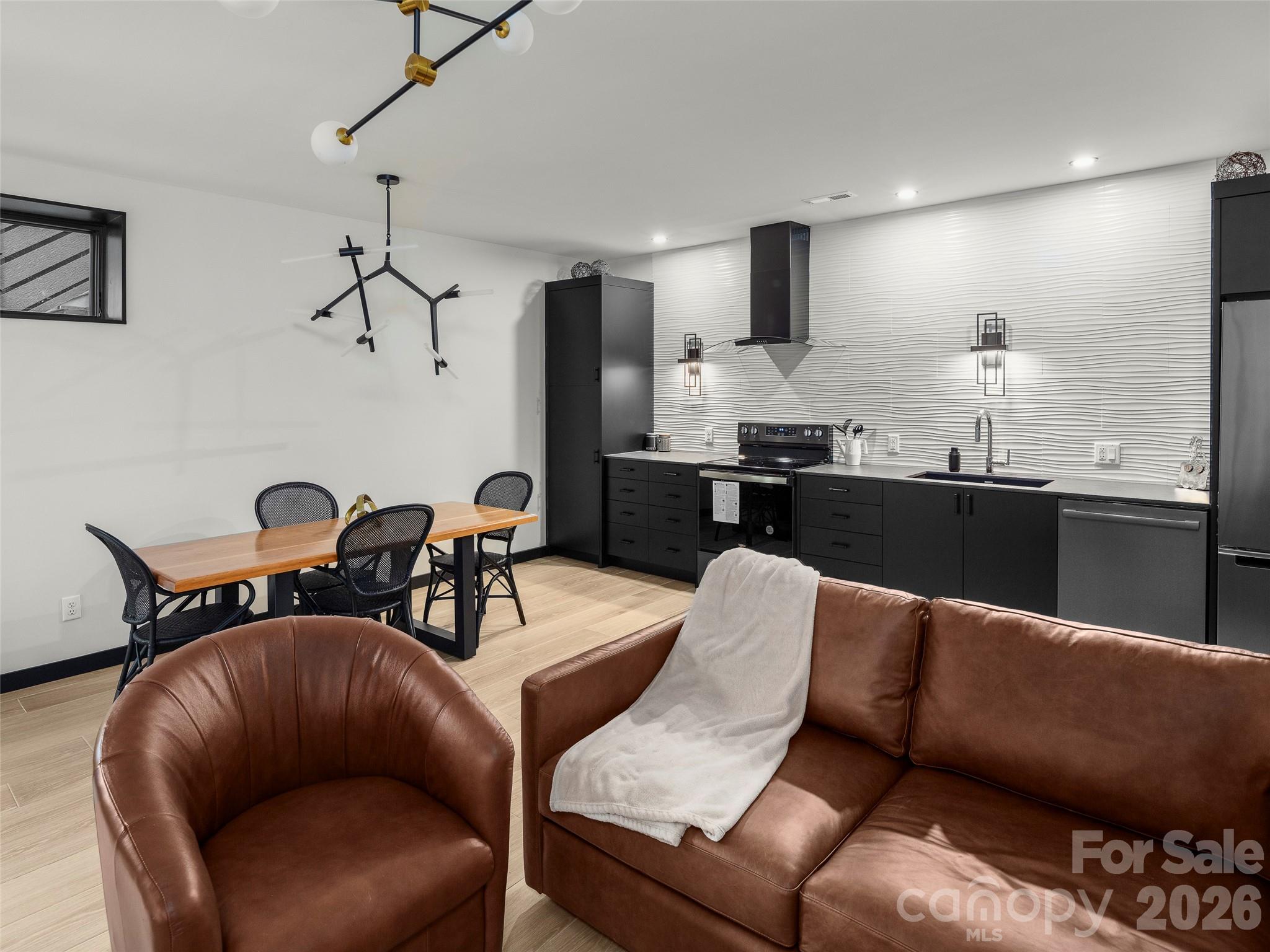 80 Hemlock Circle Black Mountain NC 28711