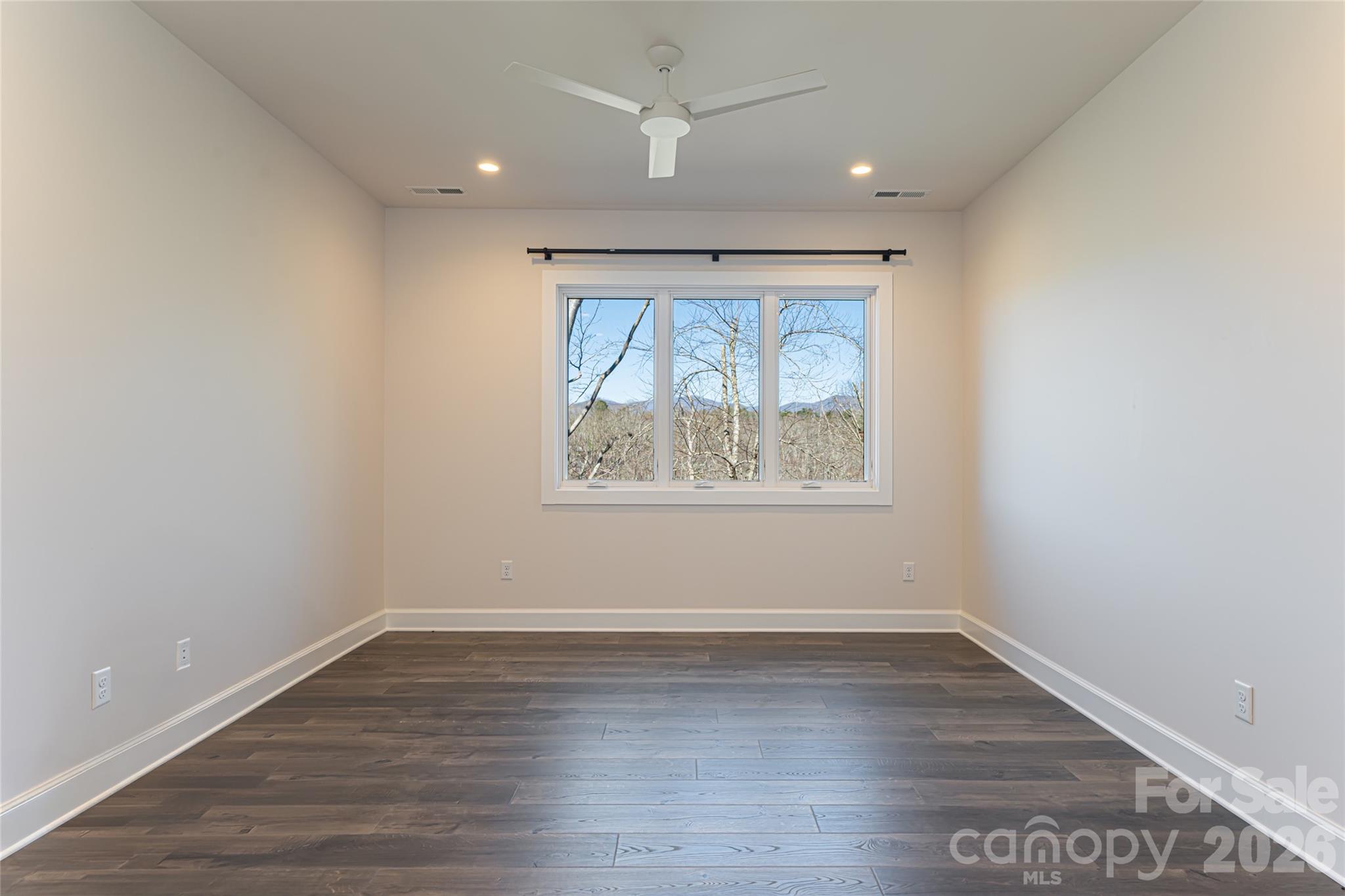 162 Riverbend Forest Drive Asheville NC 28805