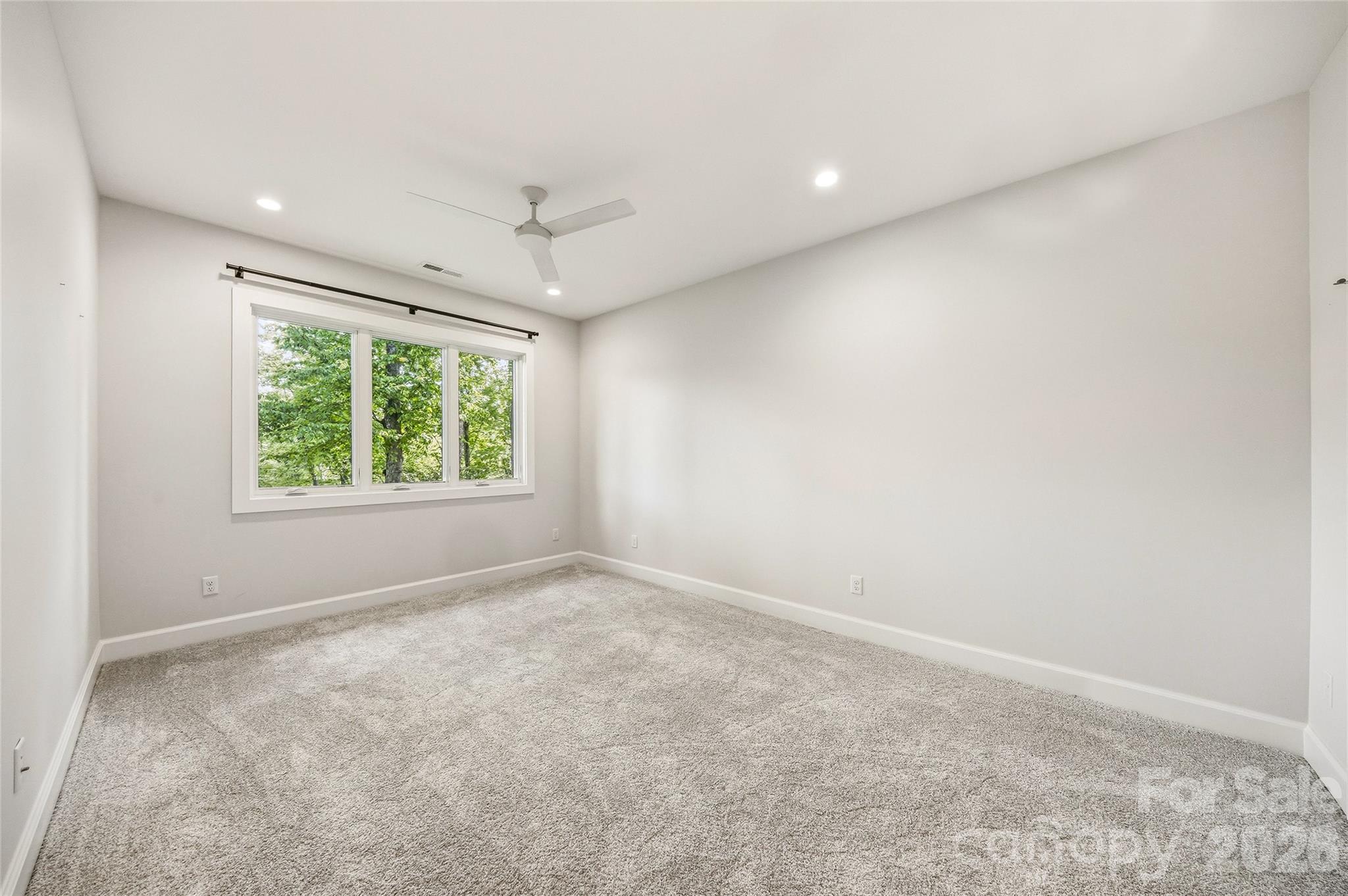 162 Riverbend Forest Drive Asheville NC 28805