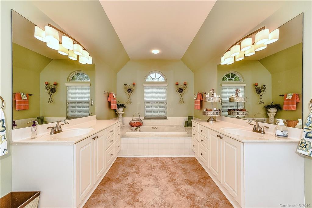 7903 Wilby Hollow Drive Charlotte NC 28270