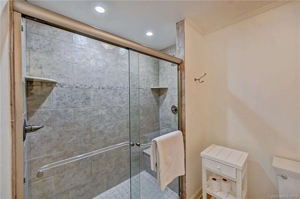 2111 Halford Place Charlotte NC 28211