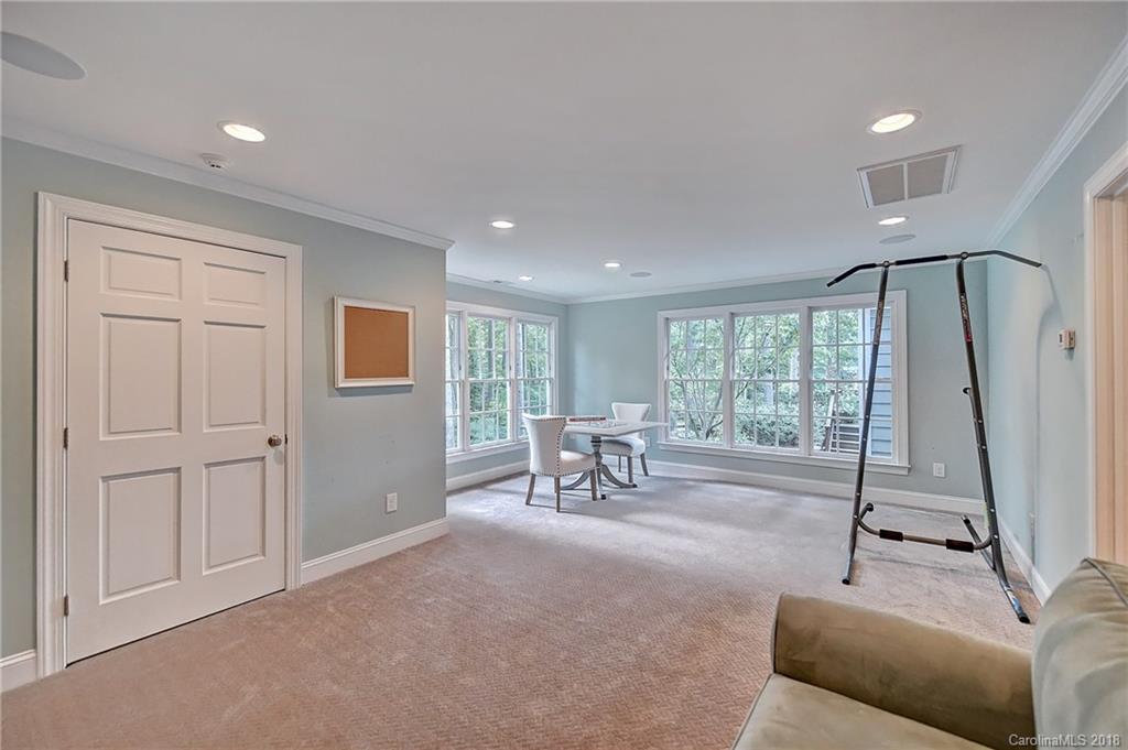 2111 Halford Place Charlotte NC 28211
