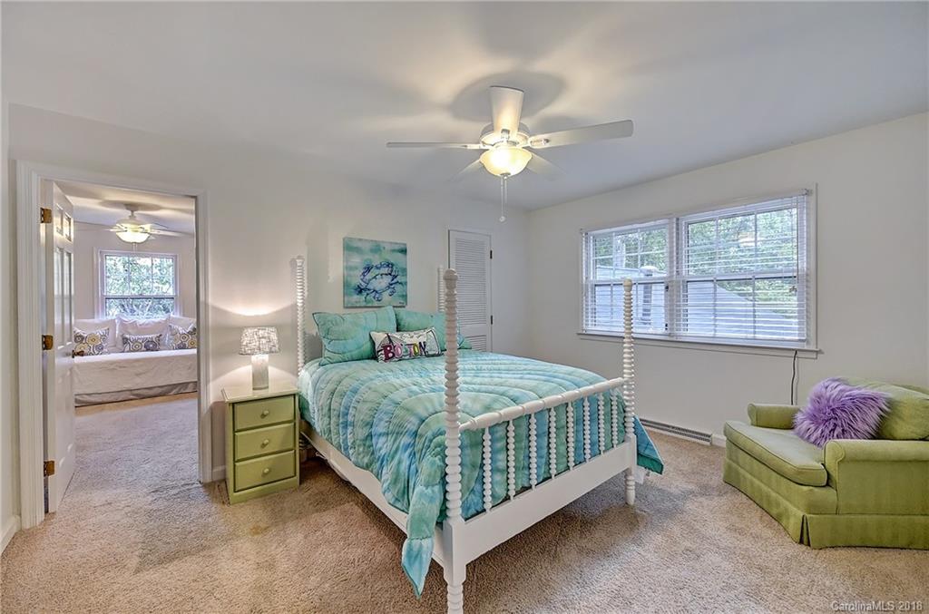 2111 Halford Place Charlotte NC 28211