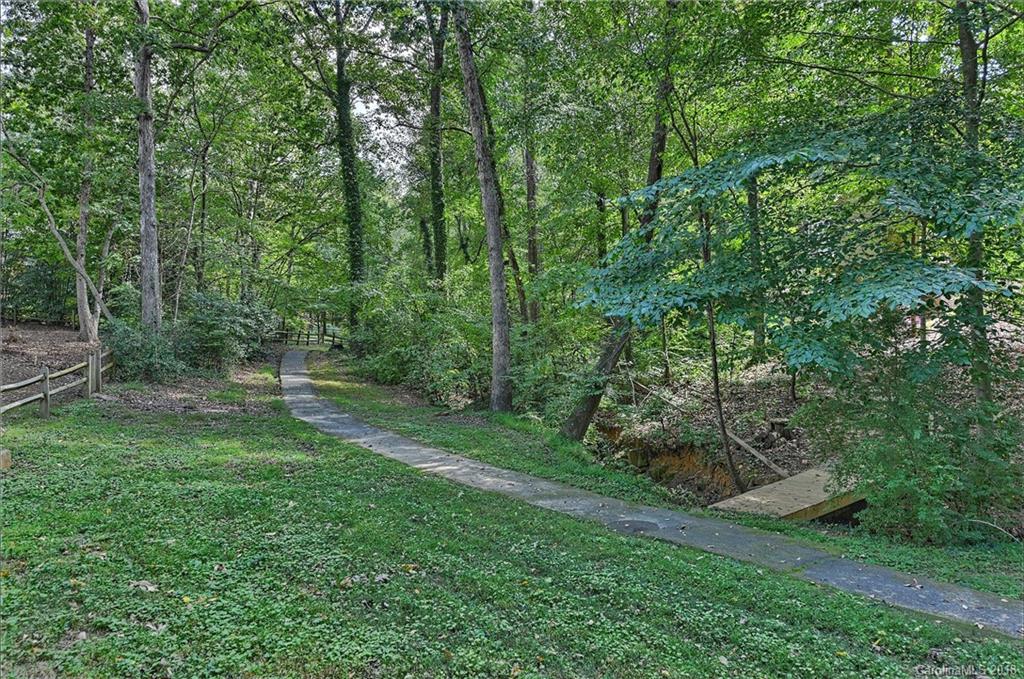 2111 Halford Place Charlotte NC 28211