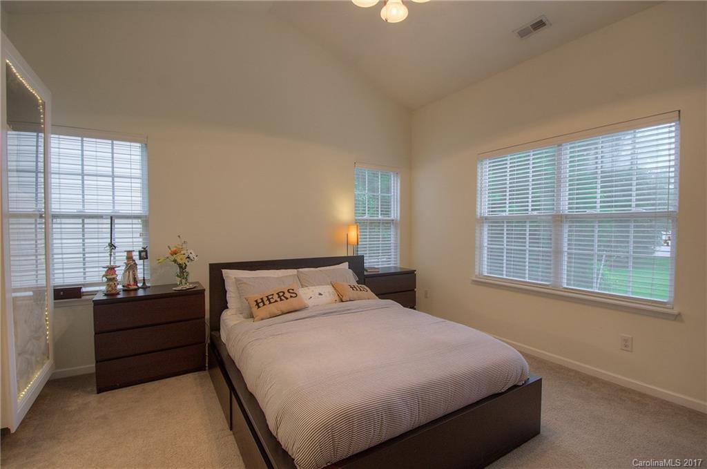 12027 Royal Castle Court Charlotte NC 28277