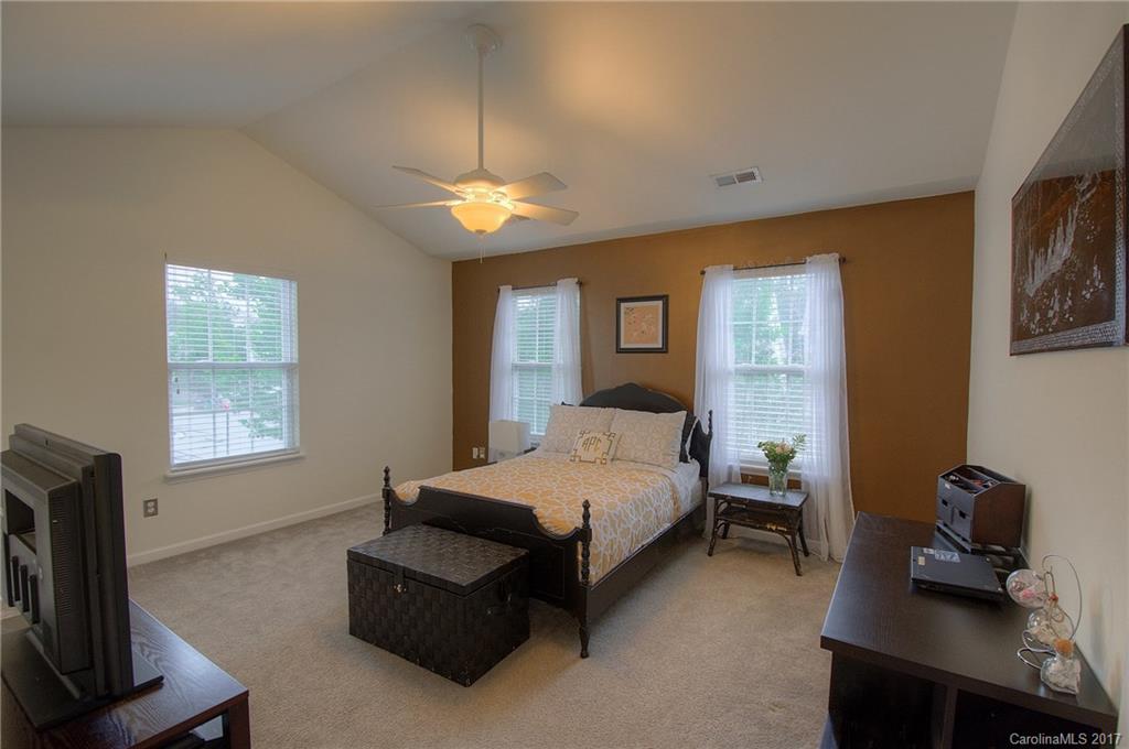 12027 Royal Castle Court Charlotte NC 28277