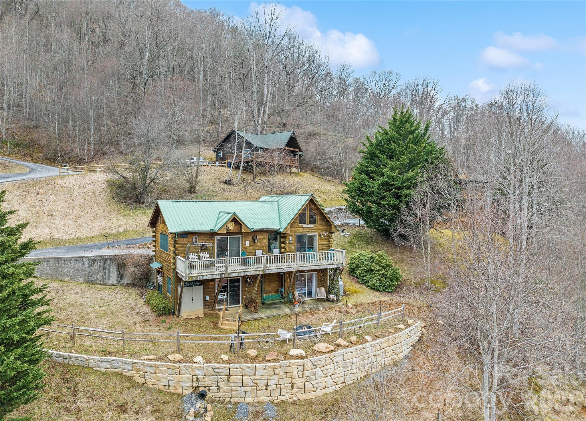 16 Hiawatha Drive Maggie Valley NC 28751