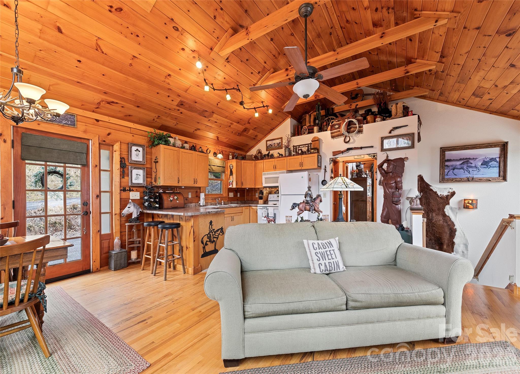 16 Hiawatha Drive Maggie Valley NC 28751