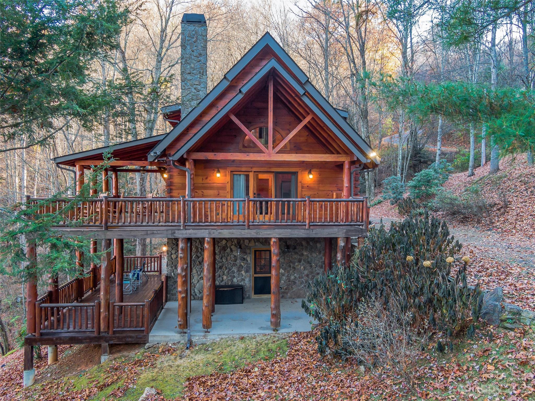 725 Point Of View Drive Waynesville NC 28785
