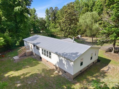481 Harrell Road Burgaw NC 28425