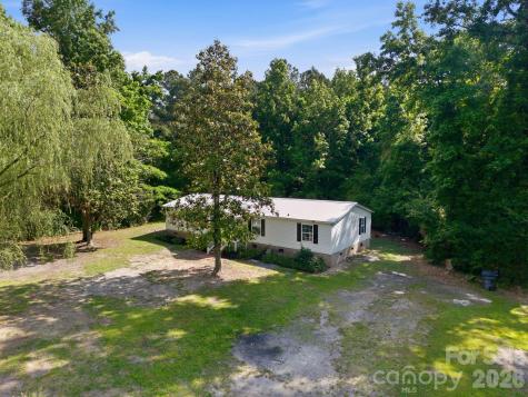 481 Harrell Road Burgaw NC 28425