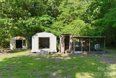 481 Harrell Road Burgaw NC 28425